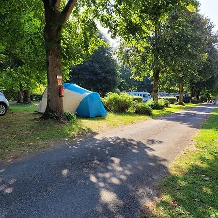 Le Soulhol Кемпинг