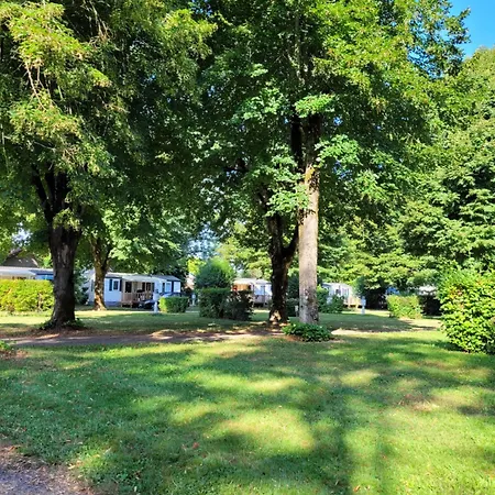 Le Soulhol Кемпинг Сен-Сере