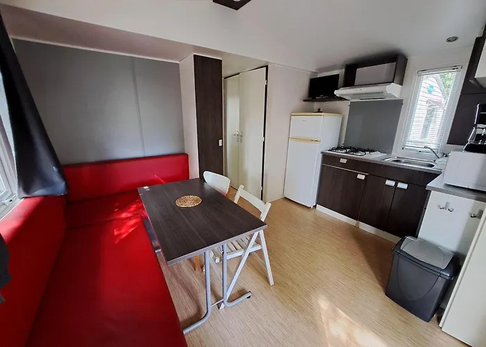 Кемпинг Le Soulhol 3*