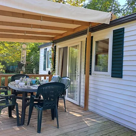 Κάμπινγκ Le Soulhol 3*